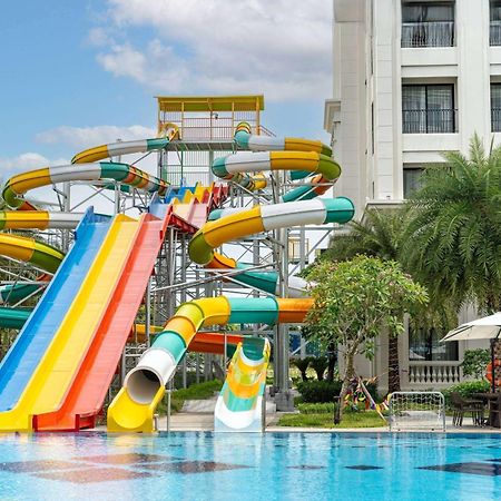 Отель Wyndham Garden Grandworld Дуонг-Донг Экстерьер фото